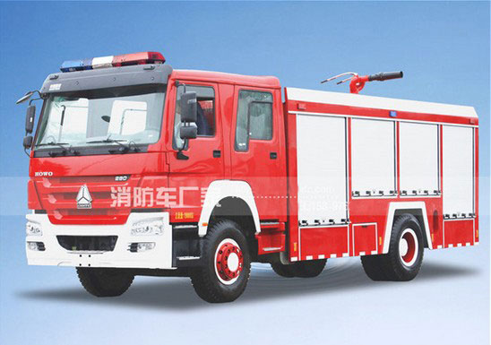 重汽豪沃8噸水罐消防車(chē)價(jià)格