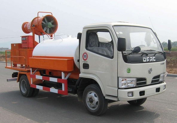 5噸東風(fēng)多利卡農藥噴灑車(chē)價(jià)格