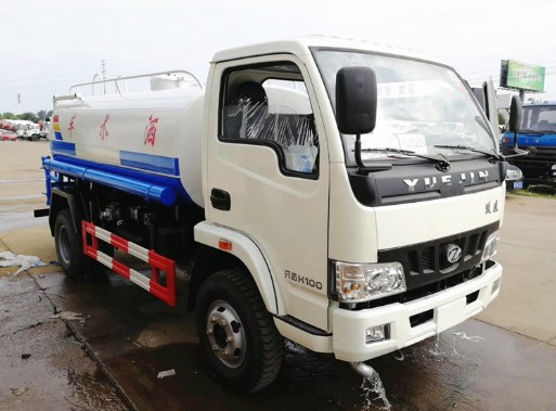 躍進(jìn)5噸綠化灑水車(chē)廠(chǎng)家價(jià)格