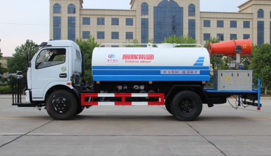 8方東風(fēng)福瑞卡霧炮車(chē)(錫柴/云內發(fā)動(dòng)機)高清圖片 8方東風(fēng)福瑞卡霧炮車(chē)(錫柴/云內發(fā)動(dòng)機)高清圖片