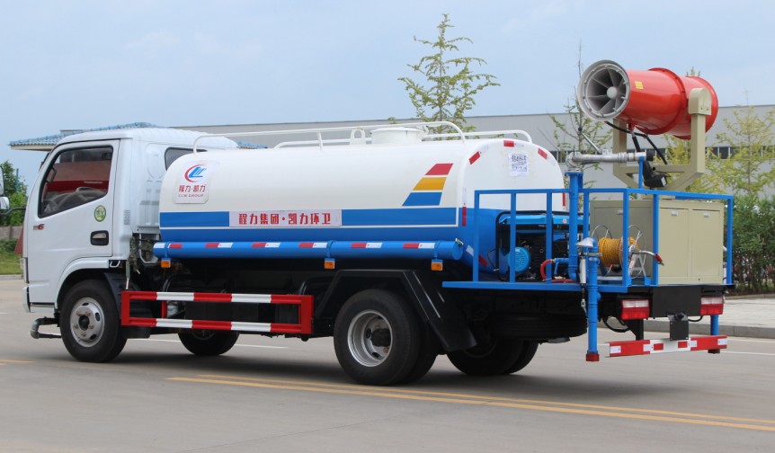 5方東風(fēng)多利卡霧炮車(chē)(朝柴發(fā)動(dòng)機)高清圖片 5方東風(fēng)多利卡霧炮車(chē)(朝柴發(fā)動(dòng)機)高清圖片