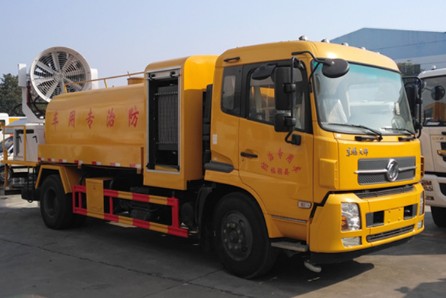 多功能灑水車(chē)參數_12方東風(fēng)天錦農藥噴灑車(chē)廠(chǎng)家價(jià)格