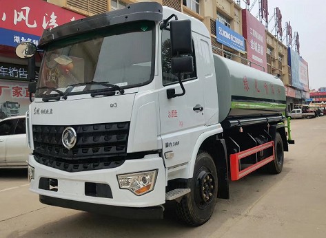 東風(fēng)專(zhuān)用底盤(pán)D3灑水車(chē) 東風(fēng)專(zhuān)用底盤(pán)D3灑水車(chē)