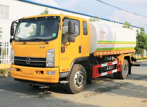 10噸灑水車(chē)價(jià)格及圖片_國六凱馬10方綠化灑水車(chē)廠(chǎng)家價(jià)格