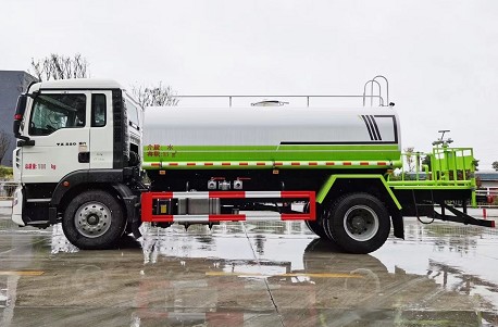 國六14方重汽豪沃灑水車(chē)圖片 國六14方重汽豪沃灑水車(chē)圖片