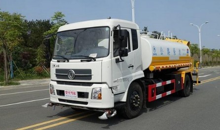 東風(fēng)天錦國六14噸灑水車(chē) 東風(fēng)天錦國六14噸灑水車(chē)