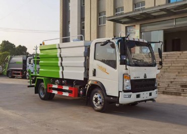 重汽豪沃7方藍牌灑水車(chē) 重汽豪沃7方藍牌灑水車(chē)