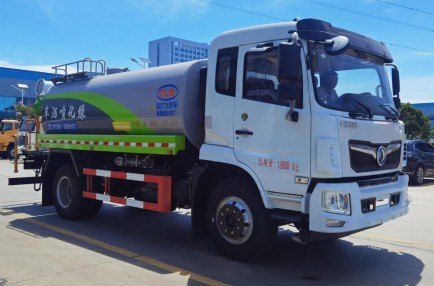 程力東風(fēng)福瑞卡12.5方灑水車(chē)_程力牌CL5168GPS6AQC型綠化噴灑車(chē) 程力東風(fēng)福瑞卡12.5方灑水車(chē)_程力牌CL5168GPS6AQC型綠化噴灑車(chē)